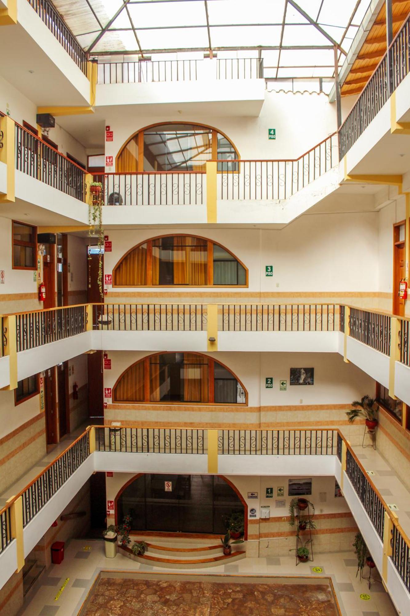 Hotel Los Andes Suite Cajamarca Exterior foto
